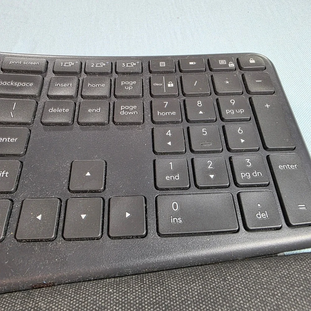 Logitech Ergo K860 Wireless Split Keyboard YR0072 Black Ergonomic Bluetooth USB